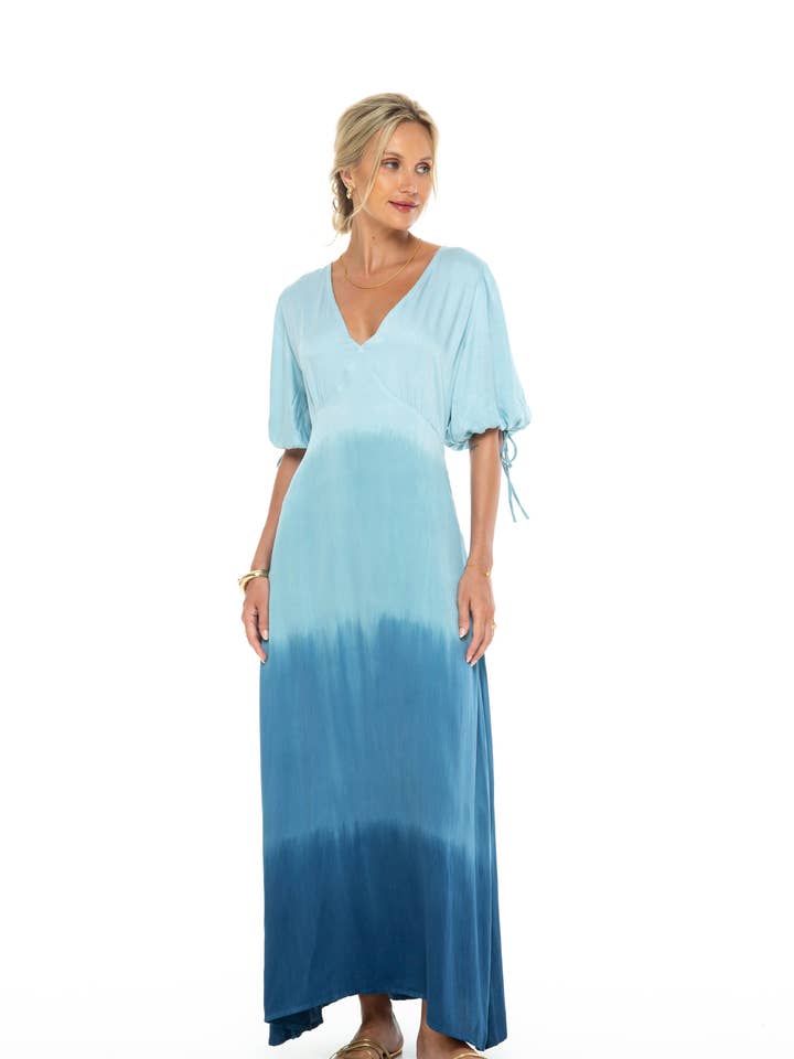 Robe Maxi Amor Dip Dye pour la vente par Phie Collective
