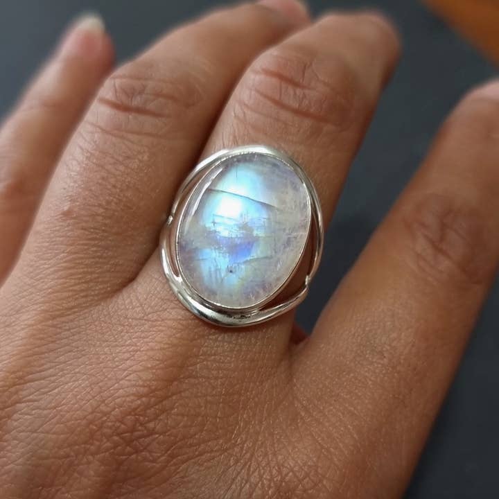 Mistry Gems – wholesale Cocktail/statement ring – Large Unisex Oval Moonstone Ring | 925 Silver | 20mm x 15mm2