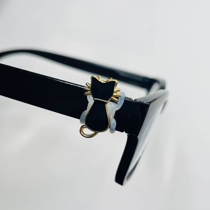 Sort kat sidder hoved emalje EyeDeco for engroshandel hos Cork and Charm