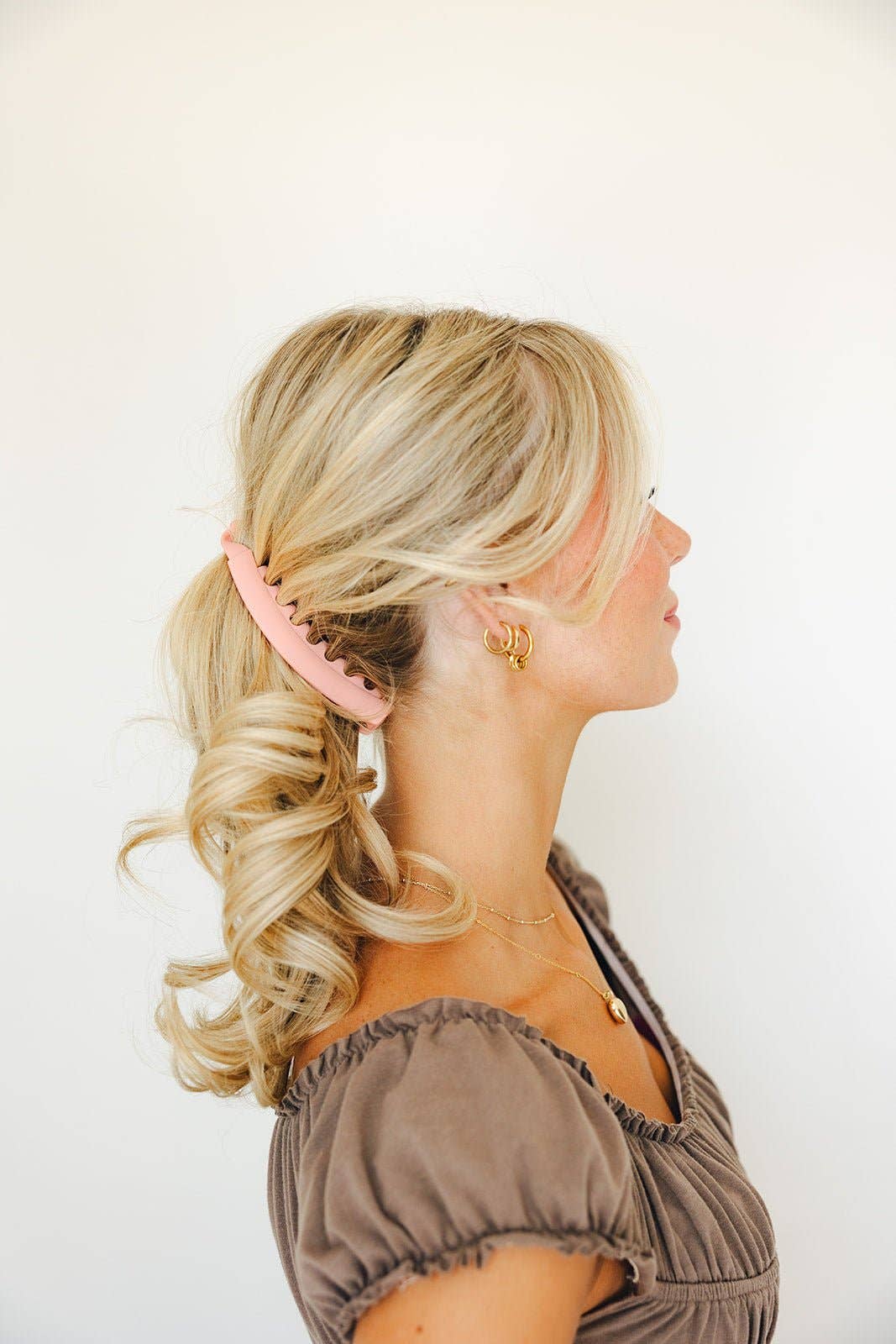 Shop Andi - Wholesale Hair Clip - Women's - Large Banana Claw Clip17