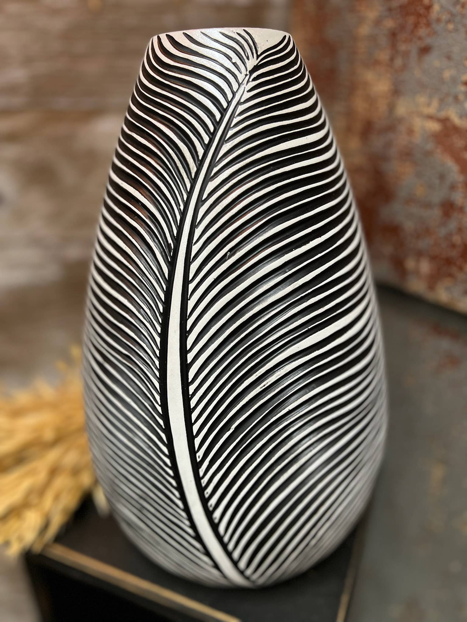 Wholesale Home Decor - Wholesale Vase - New Zealand Genie Vase 12in0