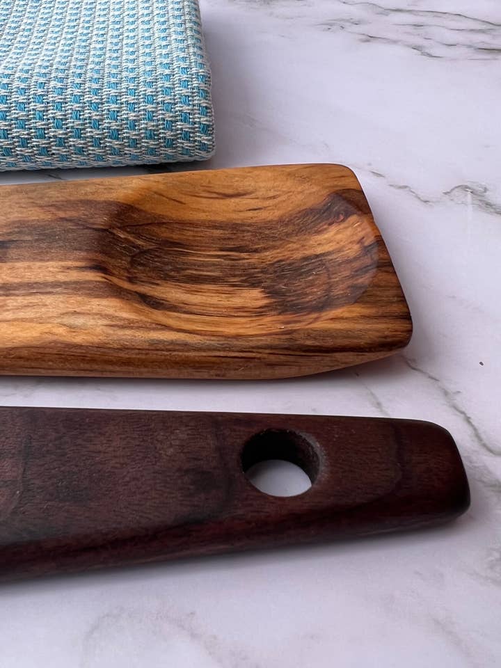 PADDEL-ALLZWECKWERKZEUG für den Großhandel von THE RILEY/LAND COLLECTION