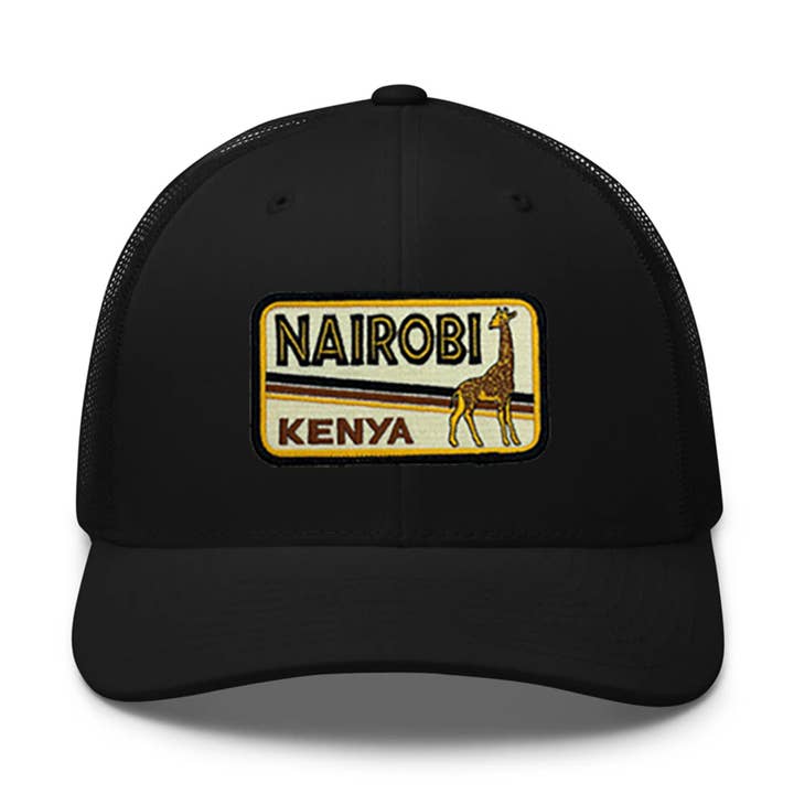 Sort trucker-kasket med Nairobi, Kenya-mærke for engroshandel hos Varsity54