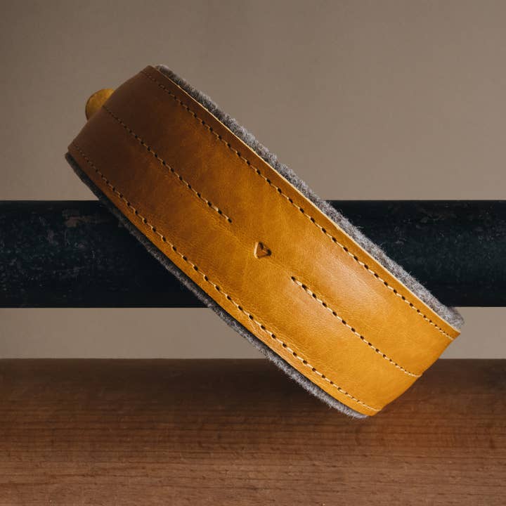 BAND&ROLL - Wholesale Pet collar – Dog - Wool Padded Wide Dog Collar. Pine21