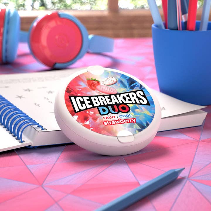 Snacky Candy – wholesale Boiled sweets – Ice Breakers Tins Duo Strawberry Fruit & Cool 1.3 oz 8 count1