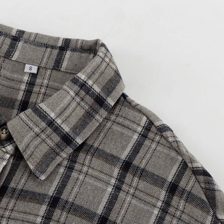 CAMMELLO Camicia classica a quadri con tasche sul petto in vendita all'ingrosso su Faire10