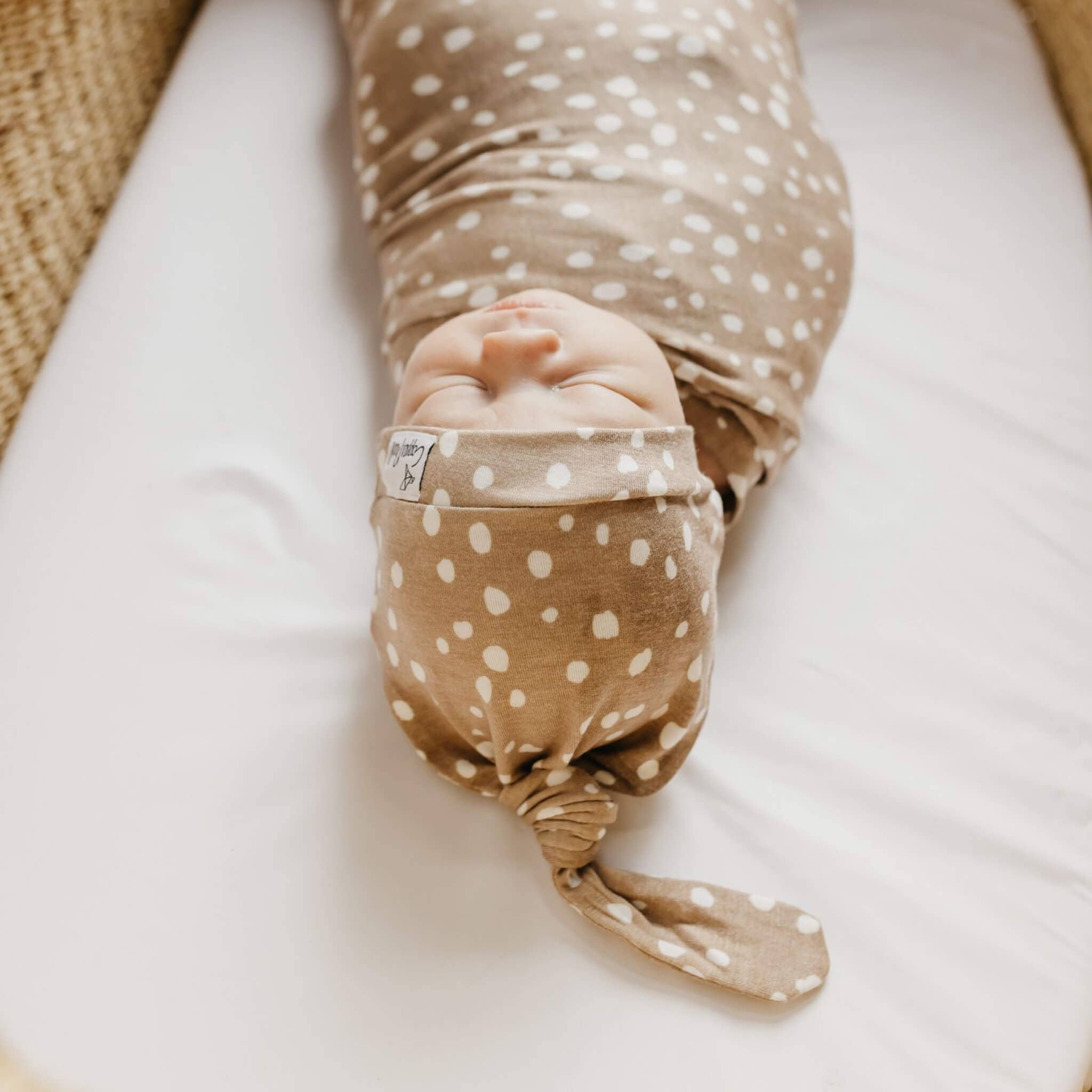 Copper Pearl - Wholesale Newborn/Knit Hat - Baby - Top Knot Hat - Fawn2