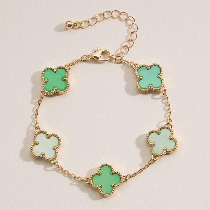 Lilla Haven - Vente Bracelets à breloques/pendentifs - Bracelet Charm Coquillage Coloré avec Détails Dorés19