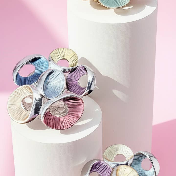 Arya Jewellery Wholesale - Wholesale Brooch - Abstract Magnetic Circles Brooch1