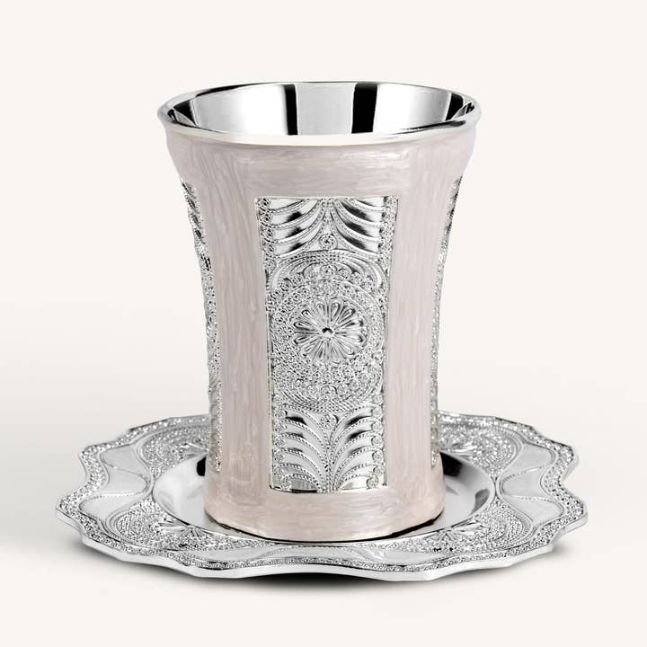 Tazza e vassoio Kiddush placcati in marmo e argento per la vendita all'ingrosso da parte di Ner Mitzvah