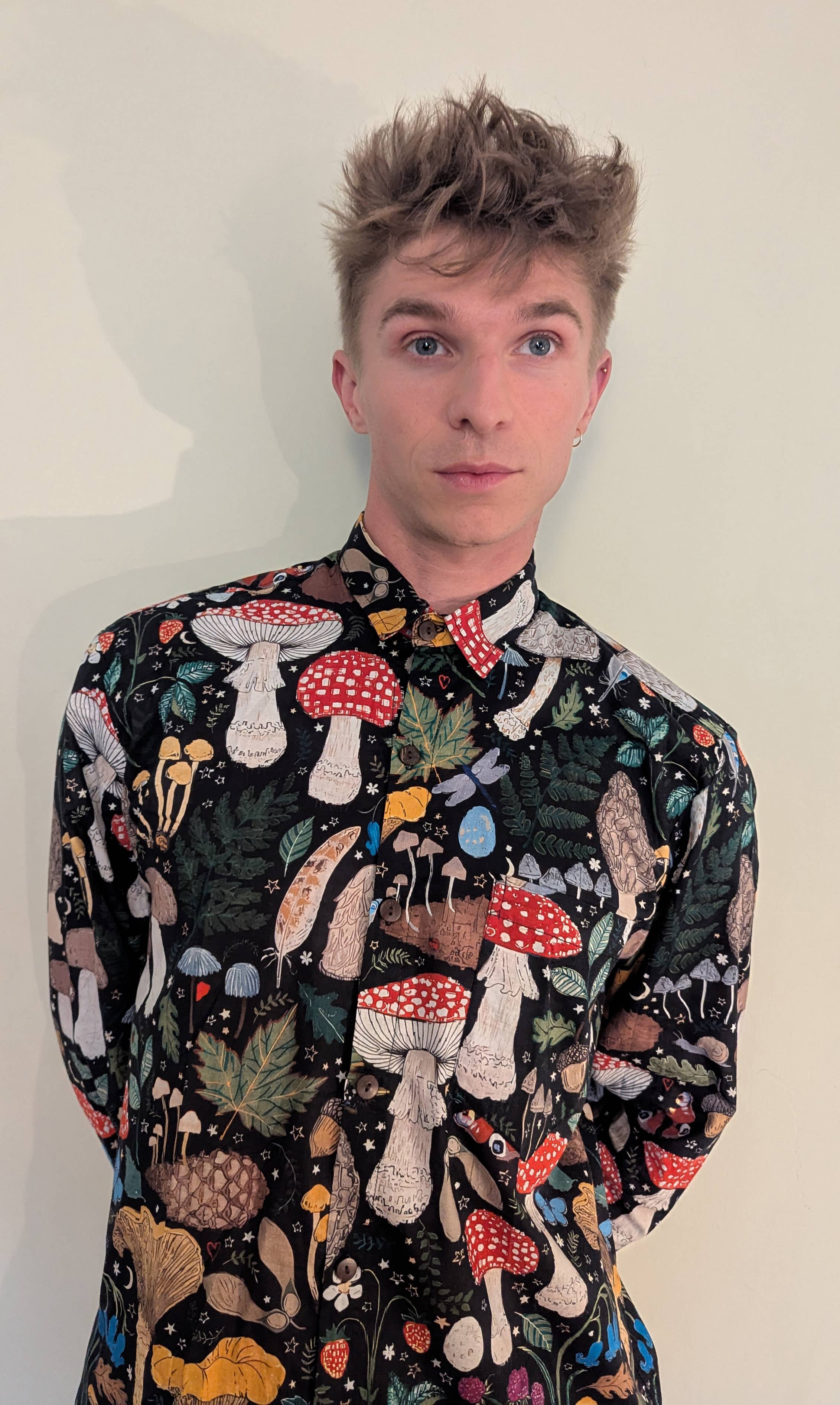 Emma's Emporium – wholesale Buttoned-down shirt – Unisex – AW2503 Unisex Toadstool Mushroom Print Cotton Shirt8