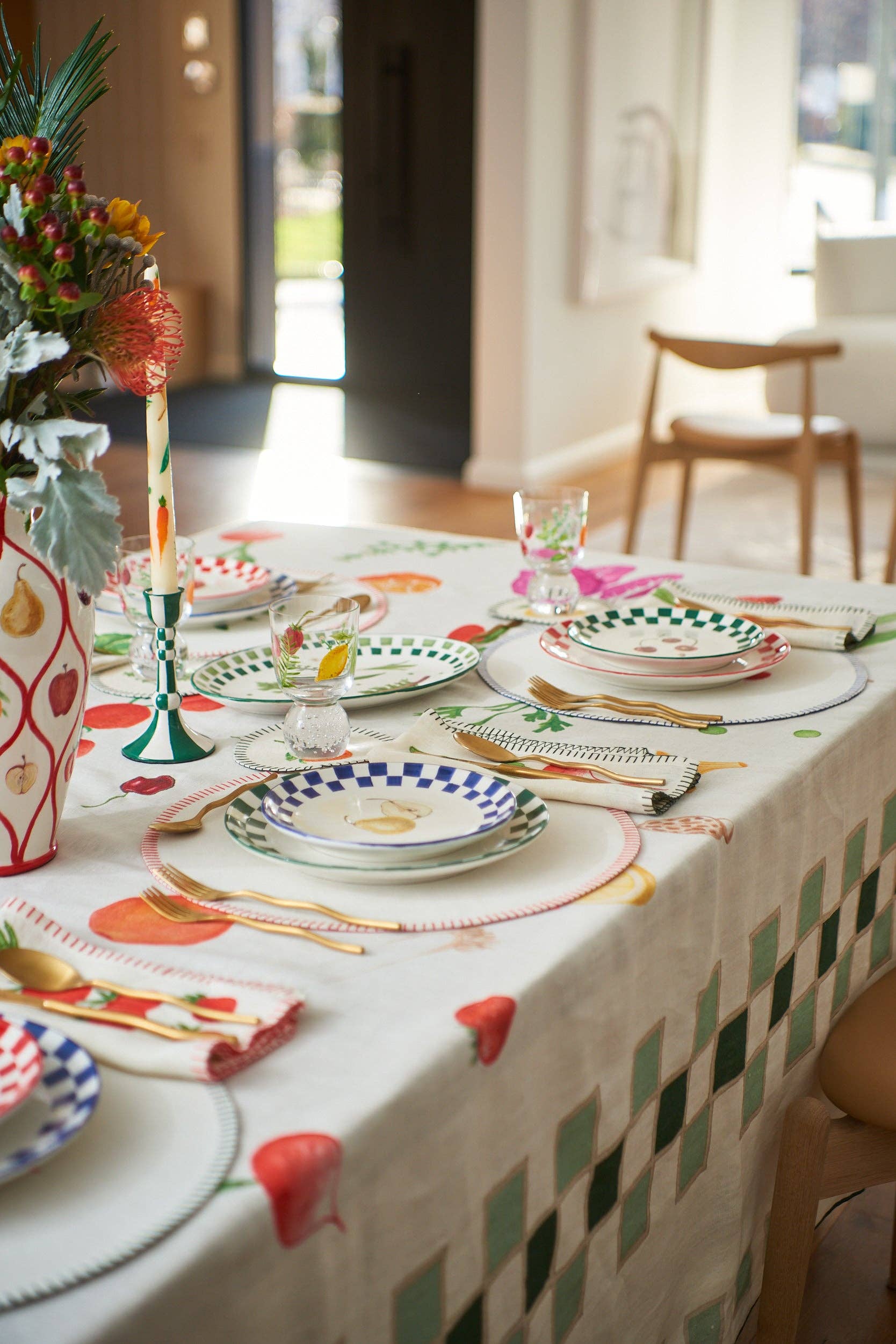 Verdure Candele coniche a forma di verdura dipinte a mano Still Life (set di 4) in vendita all'ingrosso su Faire1