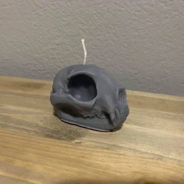Susan Schomigs Creations - Wholesale Novelty Candle - Small Cat Skull