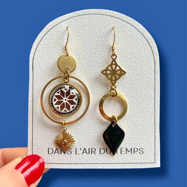 UENSAMME øreringe sort og hvid mandala for engroshandel hos Dans l'Air du Temps Bijoux