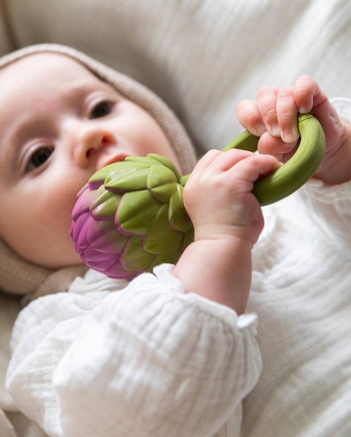 Oli & Carol - Wholesale Handheld Rattle - Baby - Artichoke Rattle Toy2