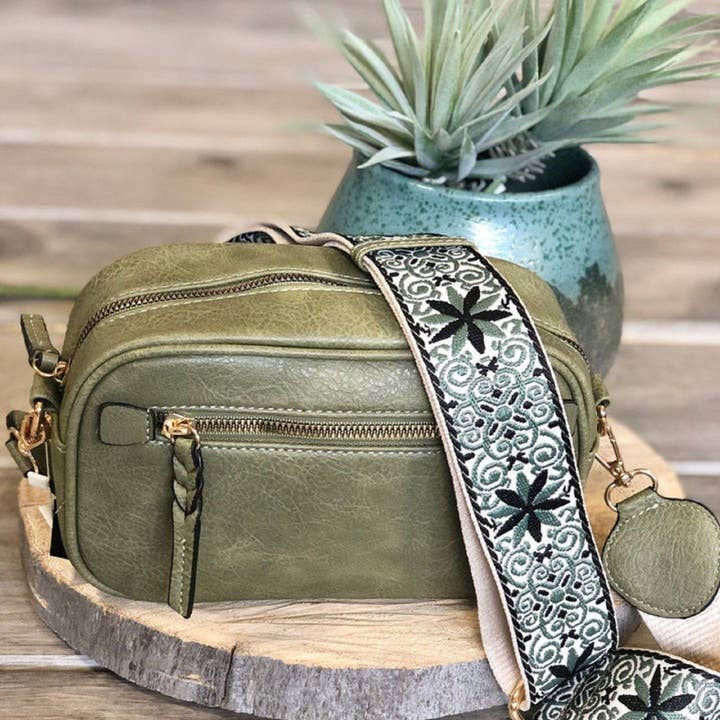 MiMi Wholesale - Wholesale Crossbody Bag - Women's - Boho Guitar Strap Women's Crossbody Bag19