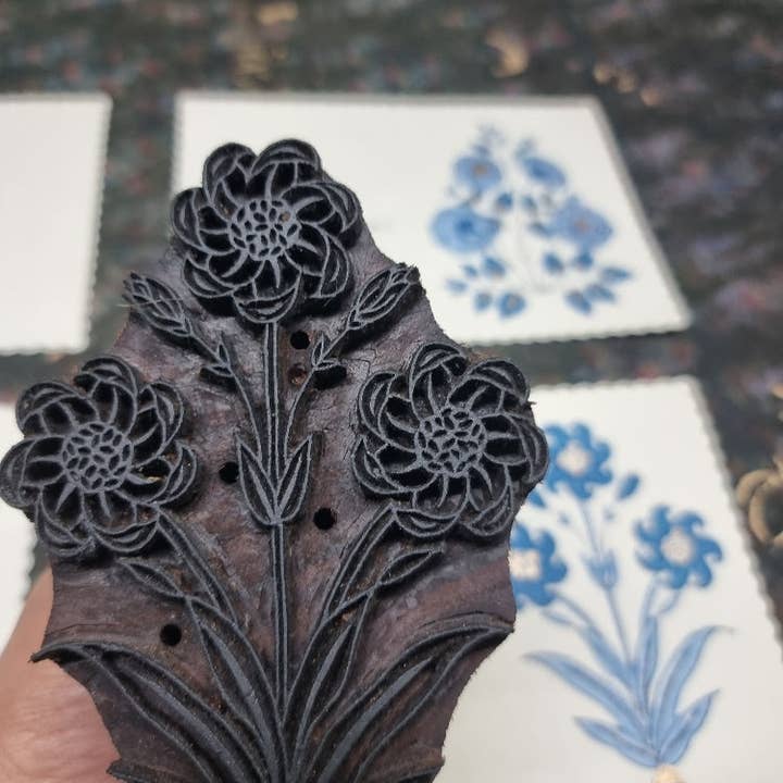 Paper Mirchi – wholesale Everyday greeting card – Hand Block Printed Greeting Card - Nargis Sapphire5