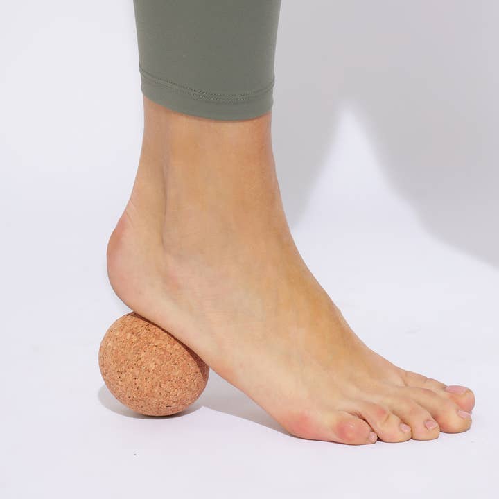 Shakti Warrior – wholesale Body massager – Cork Massage Balls (Pair)5