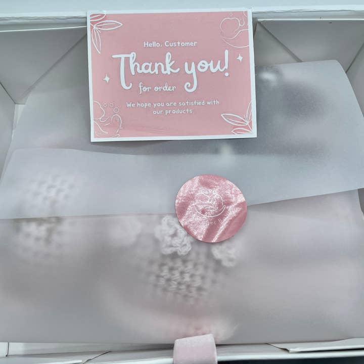CherisherBabies – Engroshandel Barselsgave – Håndlavede Hæklede Baby Støvletter, Bjørn Toy til Nyfødt Baby Gaveæske, Køn Neutral Baby Gave, Baby Shower