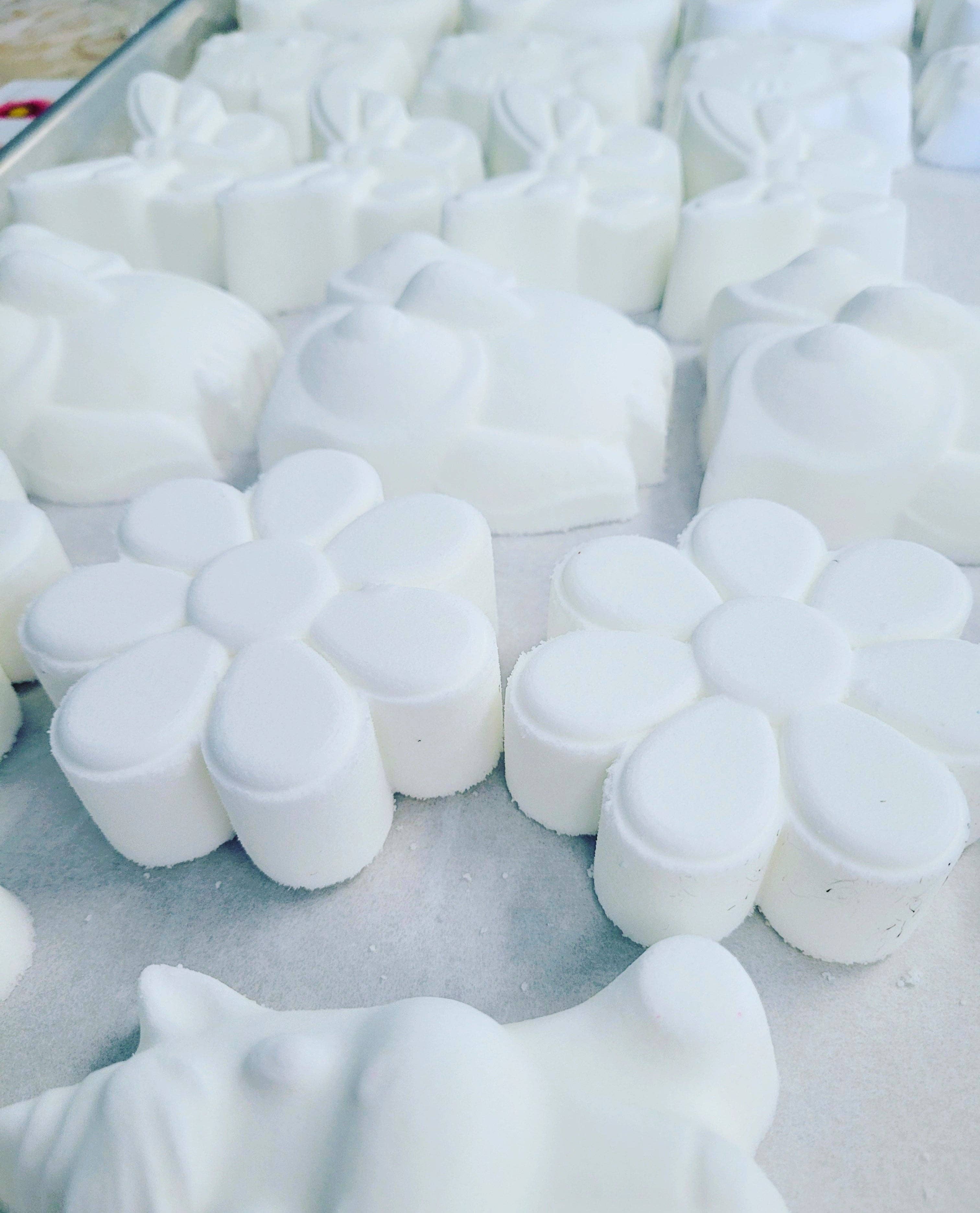 NOLA Soap Works - Wholesale Bath Bomb/Fizz - PYO Bath Bomb - Paint Your Own Bath Bombs10