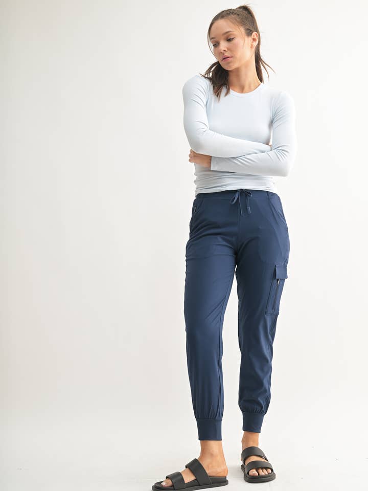 Mono B - Wholesale Athletic Sweatpants/Joggers - Women's - High-Waisted Capri Active Joggers with Pockets
