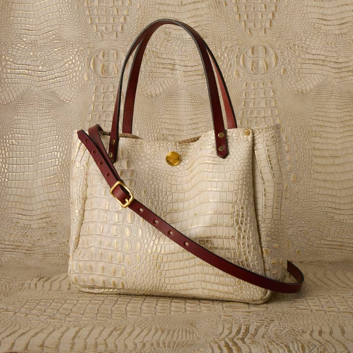 SouthLife Leather Goods - Wholesale Top Handle Bag - Women's - The Small Bucket Bag9