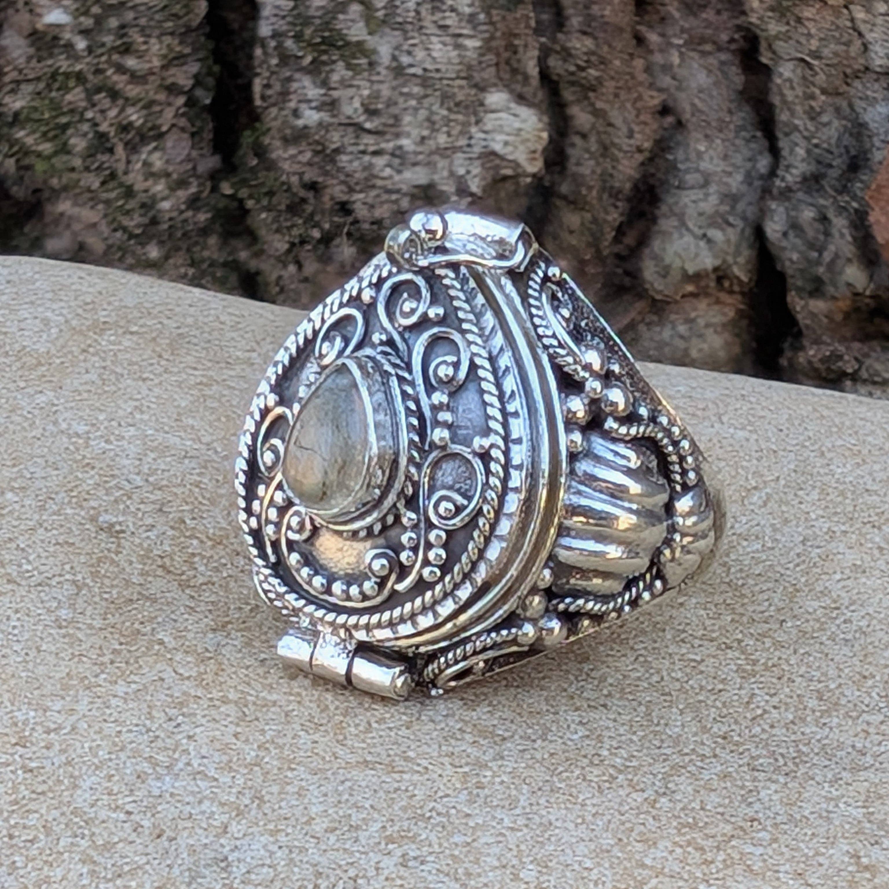 Silver Insanity - Wholesale Cocktail/Statement Ring - Large Poison Ring in Sterling Silver with Teardrop Gemstone2