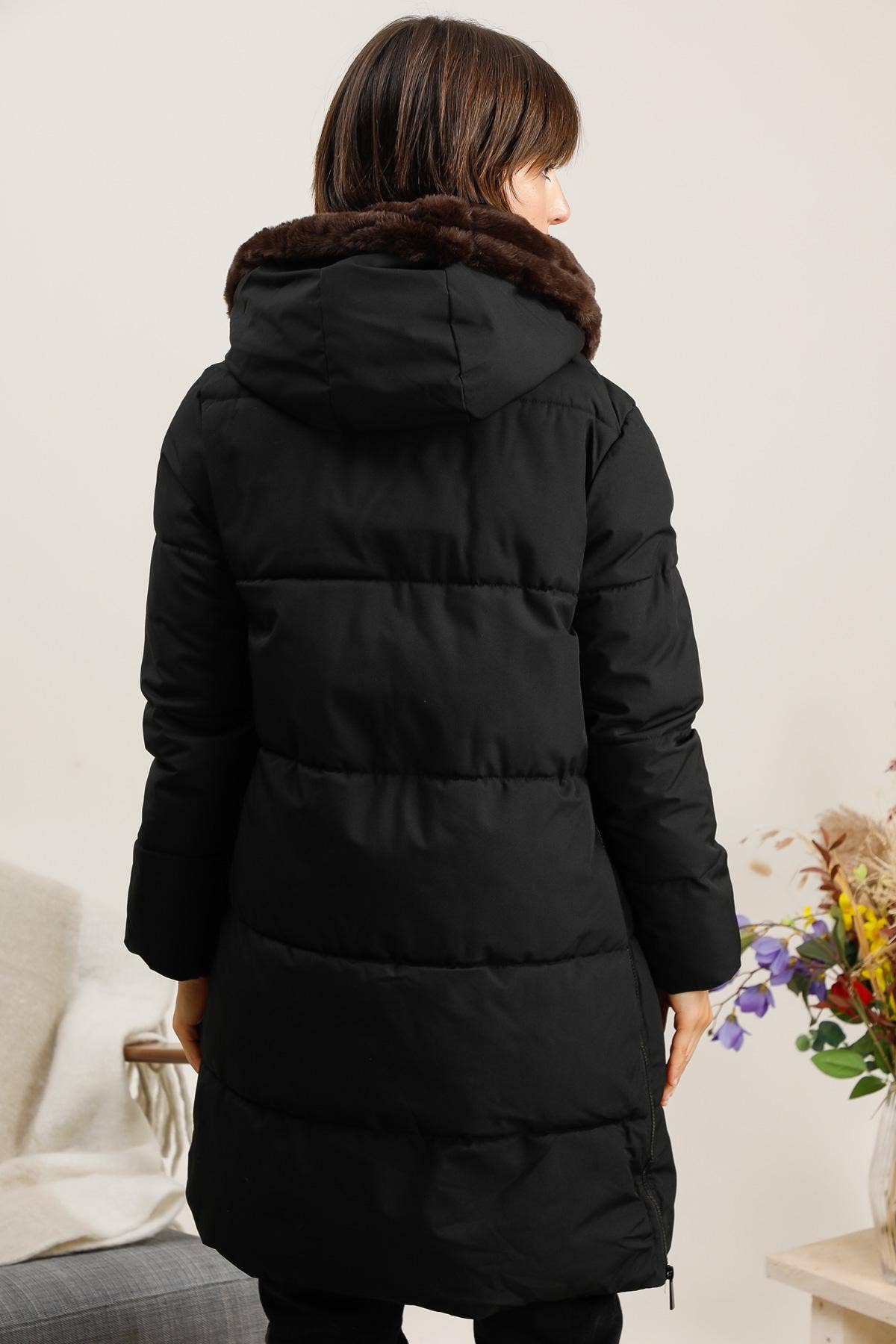 Attrait Paris – wholesale Puffer jacket – Women’s – Long waterproof down jacket with removable fur7