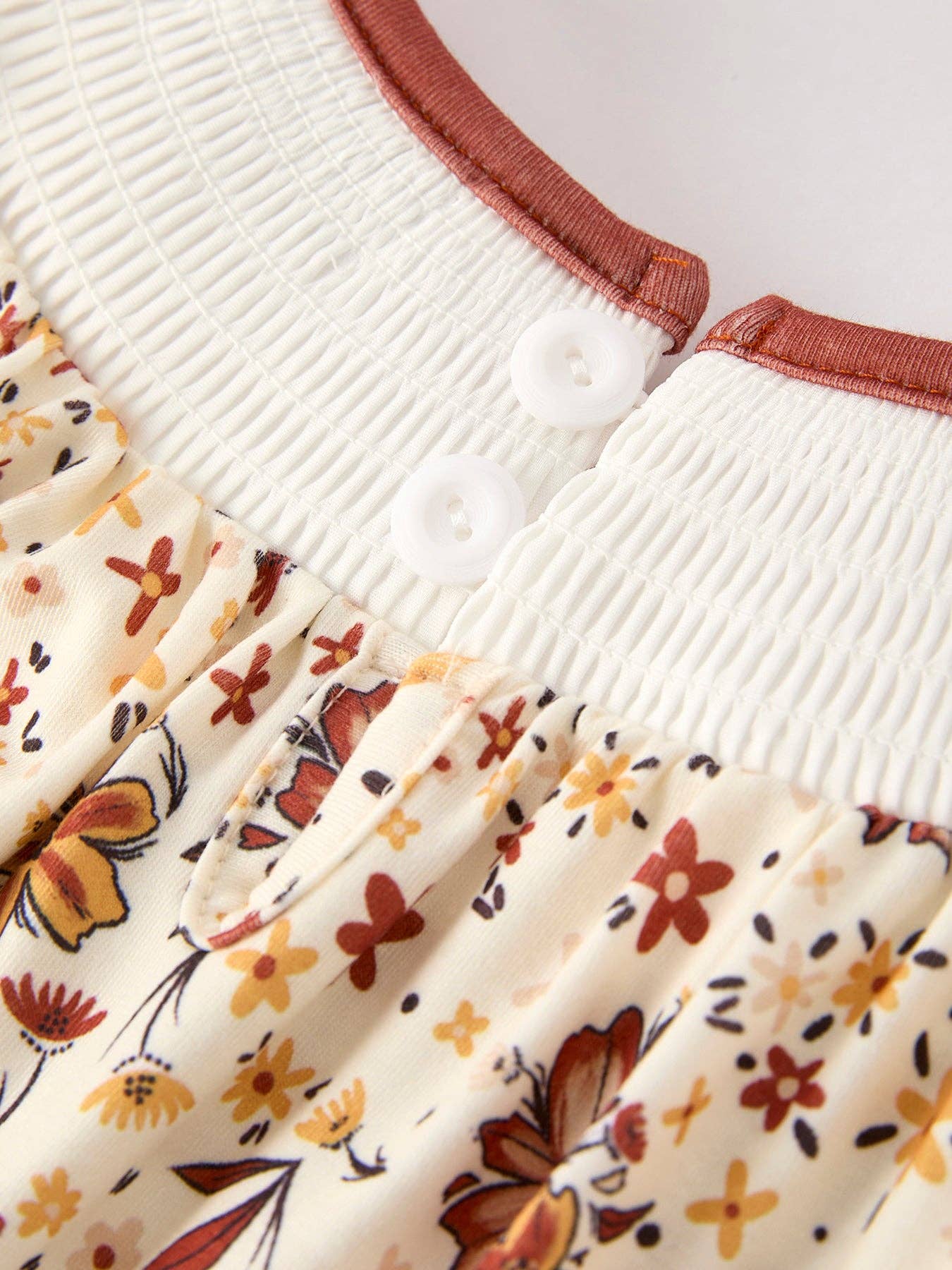 Rylee Faith Designs - Vendita all'ingrosso Vestito - Bambini - Vestito da battesimo per bambina con fiori colorati e smock da chiesa vescovile.4