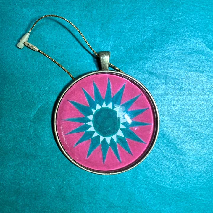 Quilt Design Jewelry - Wholesale Ornament - Poinsettia Design Christmas Ornament, Green/Red2