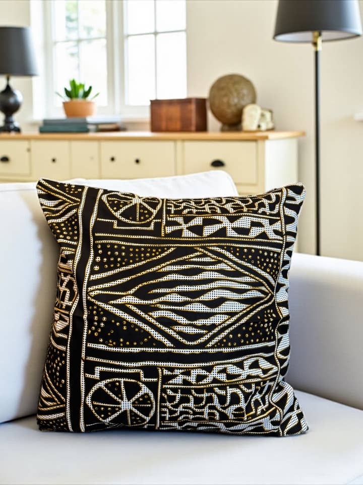 African pillow cover | Black Ndop Cameroon - Decorative pillow 45x45cm - 100% Cotton for wholesale by AfricanFabs