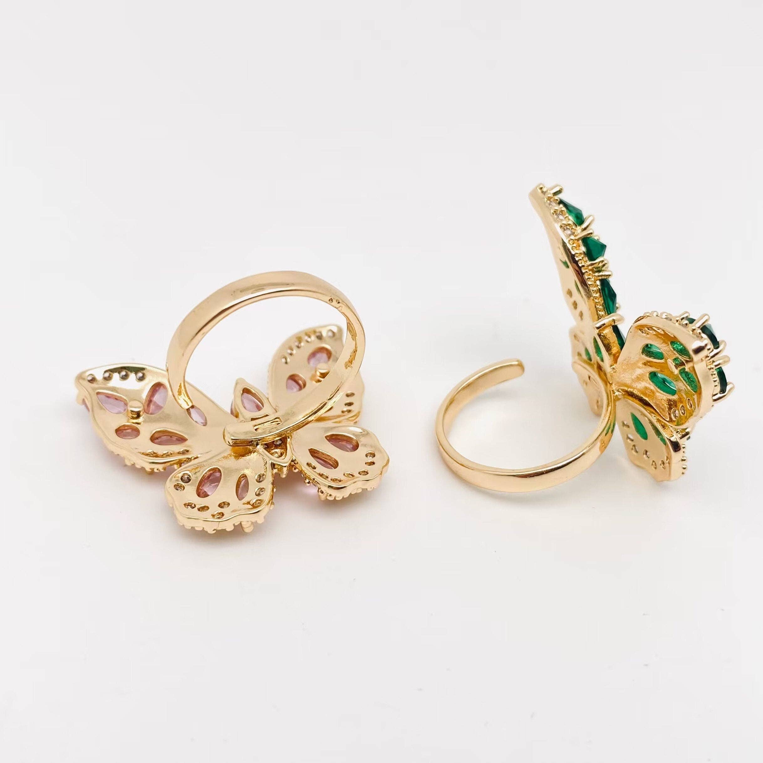 Mio Queena – wholesale Cocktail/statement ring – Inlaid Cubic Zirconia Large Butterfly Adjustable Ring2