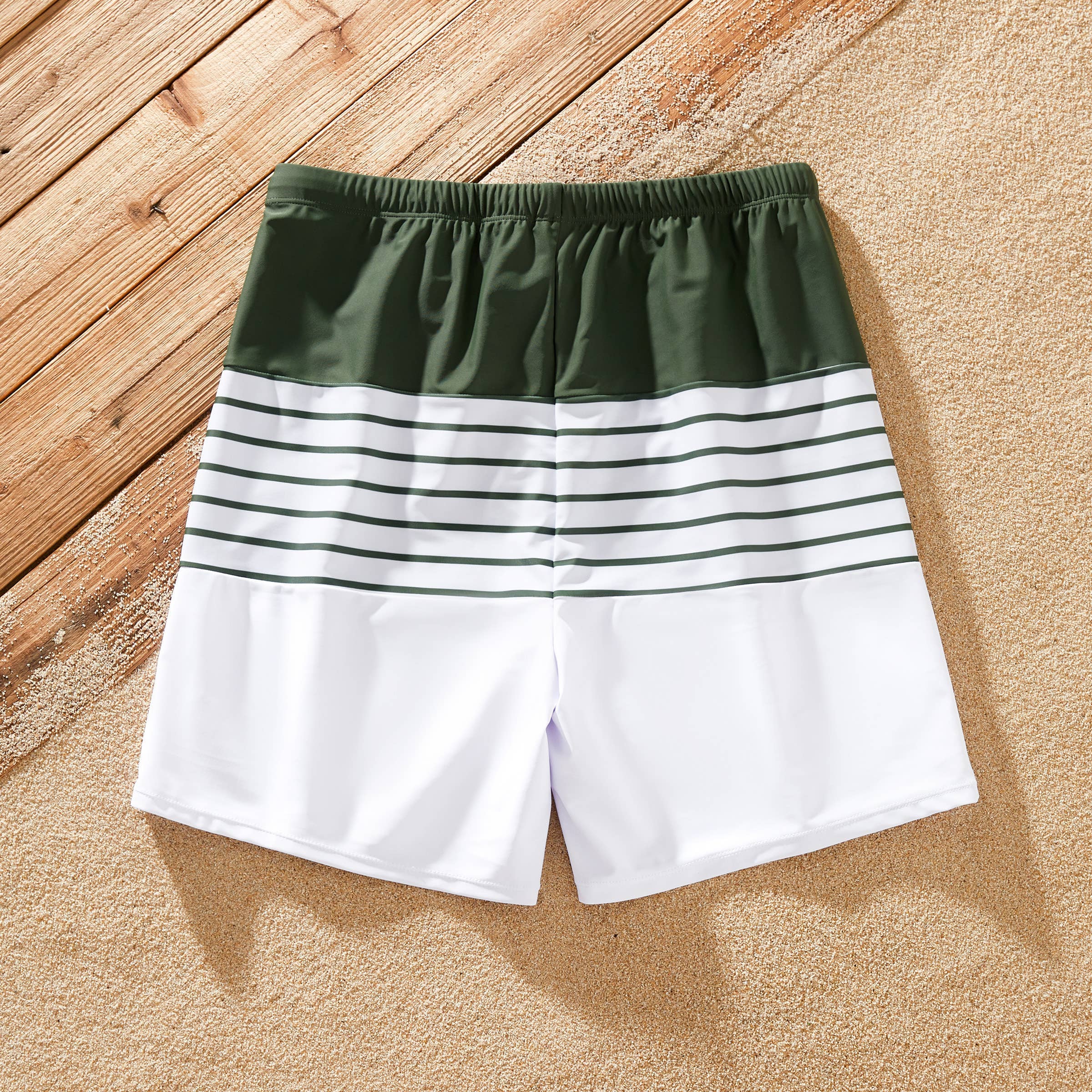 Verde del ejército Bikini Verde Oliva Familiar con Falda Cubierta o Bañador de venta al por mayor en Faire5