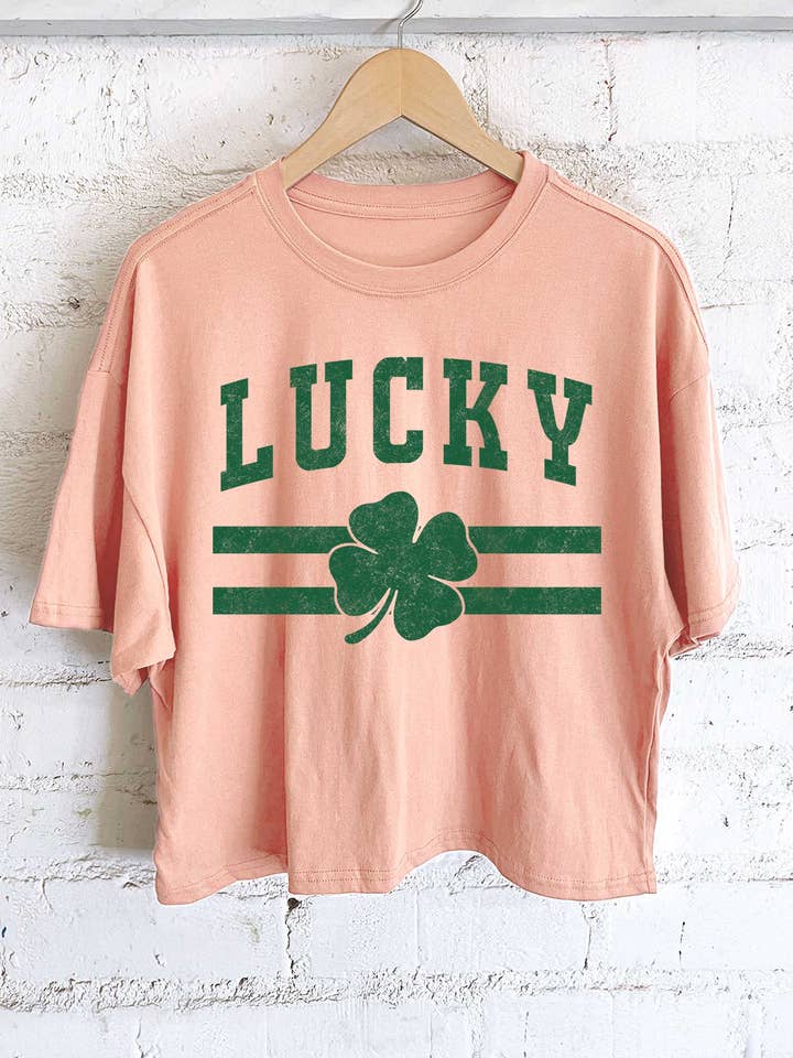 LYCKOKLÖVER GRAFISK LÅNG CROP TOP för wholesale av Rustee Clothing