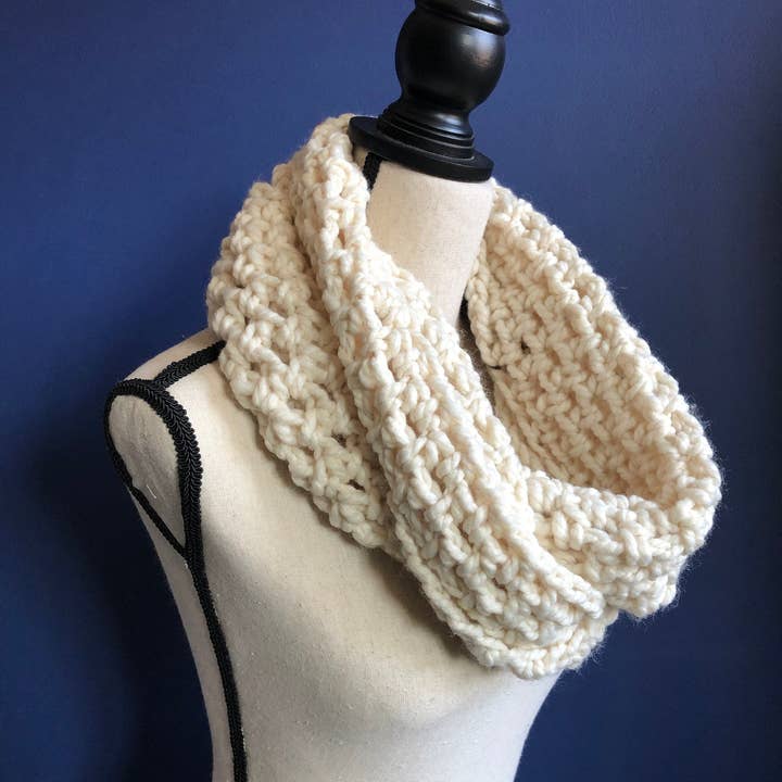 Willow And The Wolf Co - Wholesale Scarf - Women's - Chunky Knit Womens Scarf | Cream Wedding Scarf | Bulky Croch1