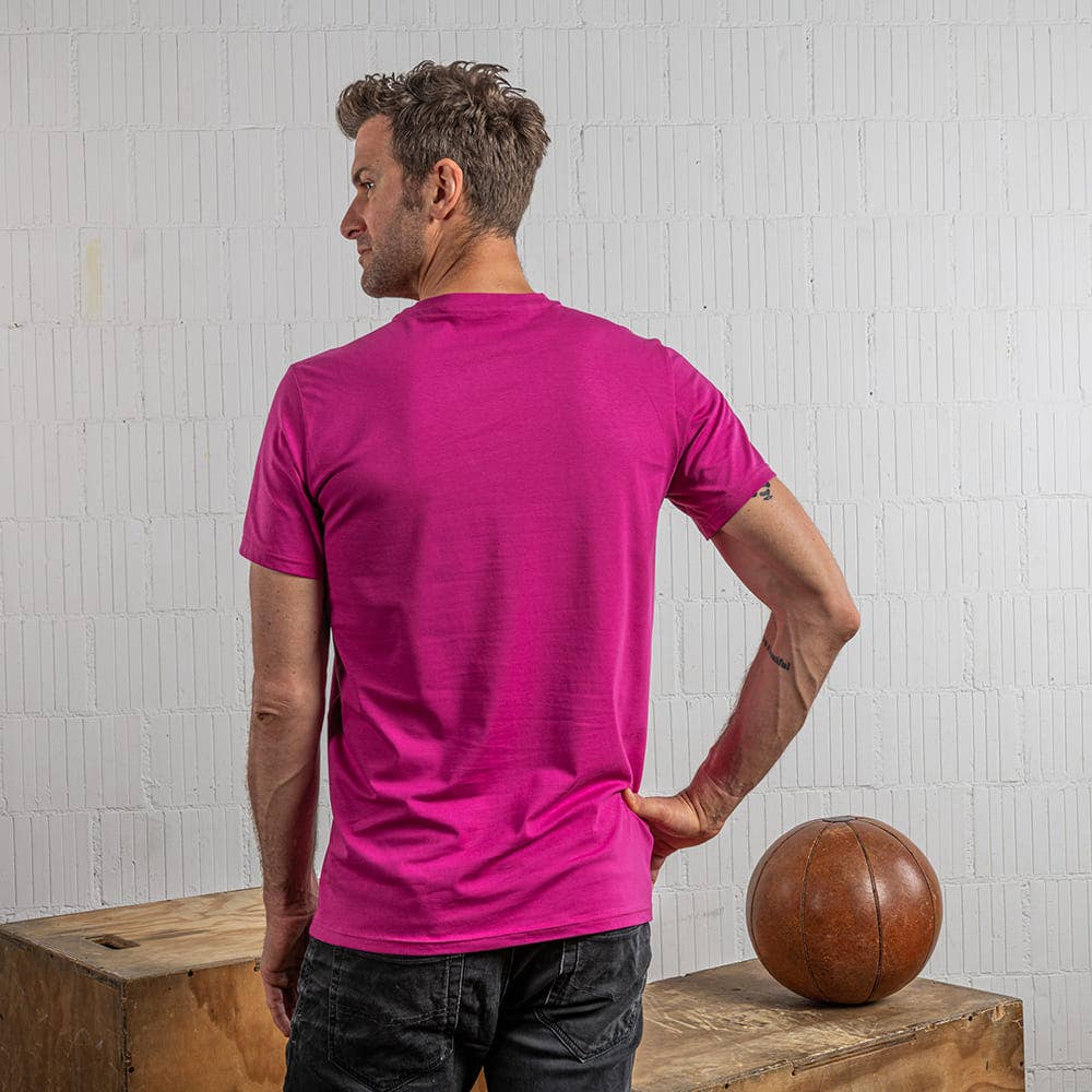 fuchsia HÅLLBAR FUCHSIA T-SHIRT för wholesale på Faire1