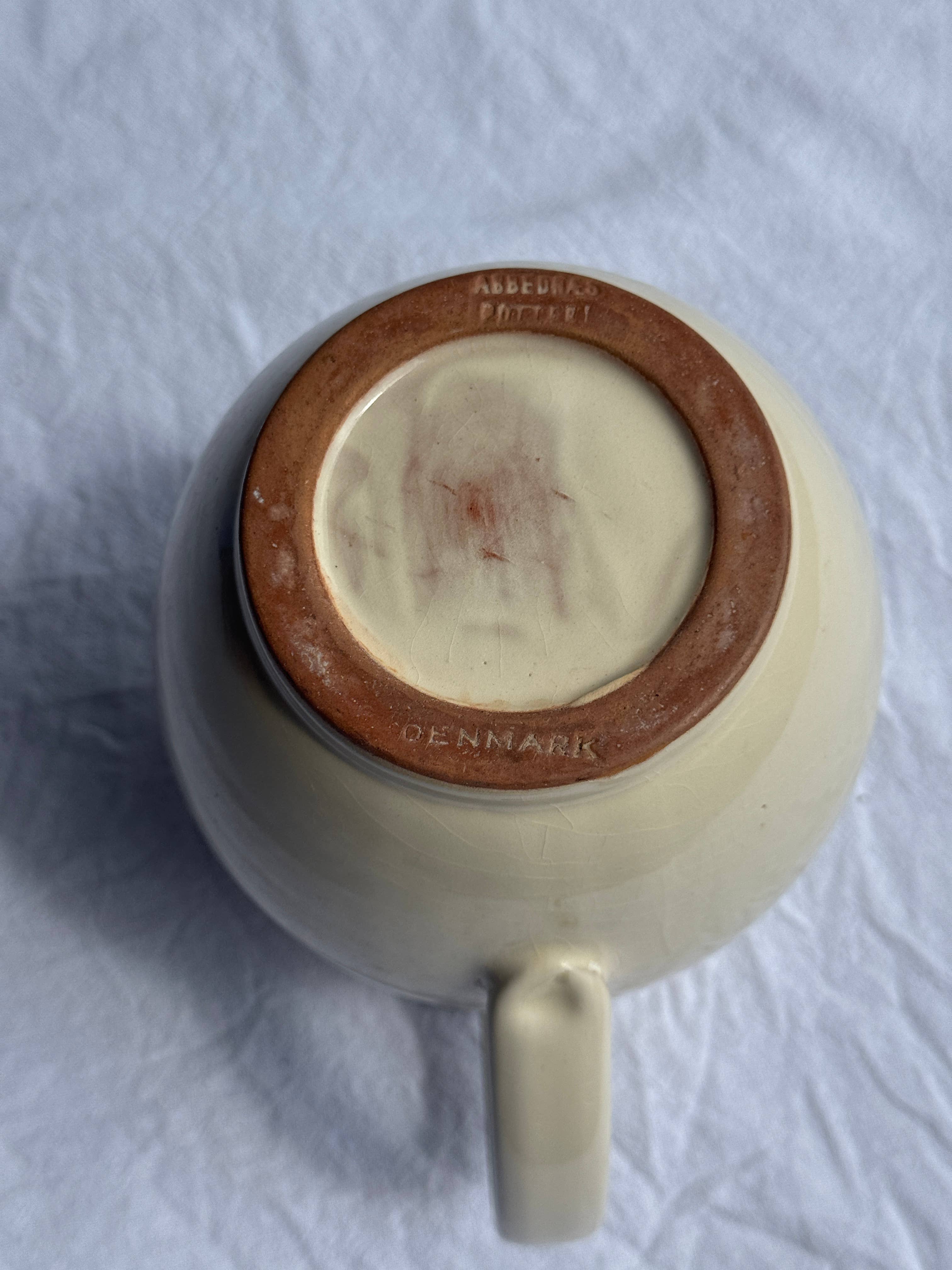 Office Objets - Wholesale Pitcher - Vintage white pitcher with stylized blue vegetal frieze H17.514