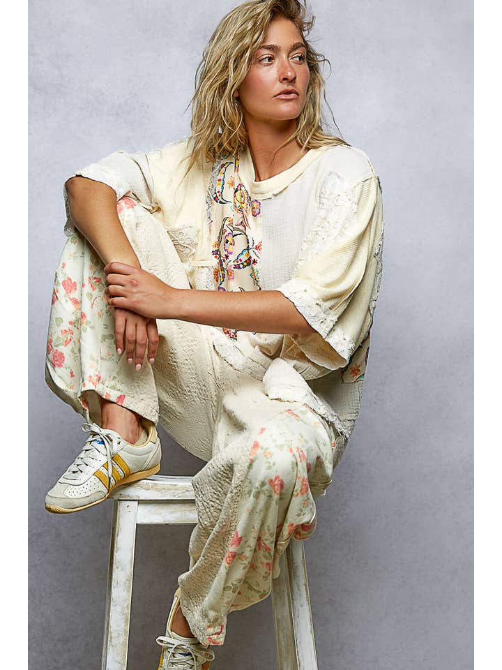 Pol Clothing - Wholesale Blouse - Women's - Round Neck Double Gauze Floral Woven Top18