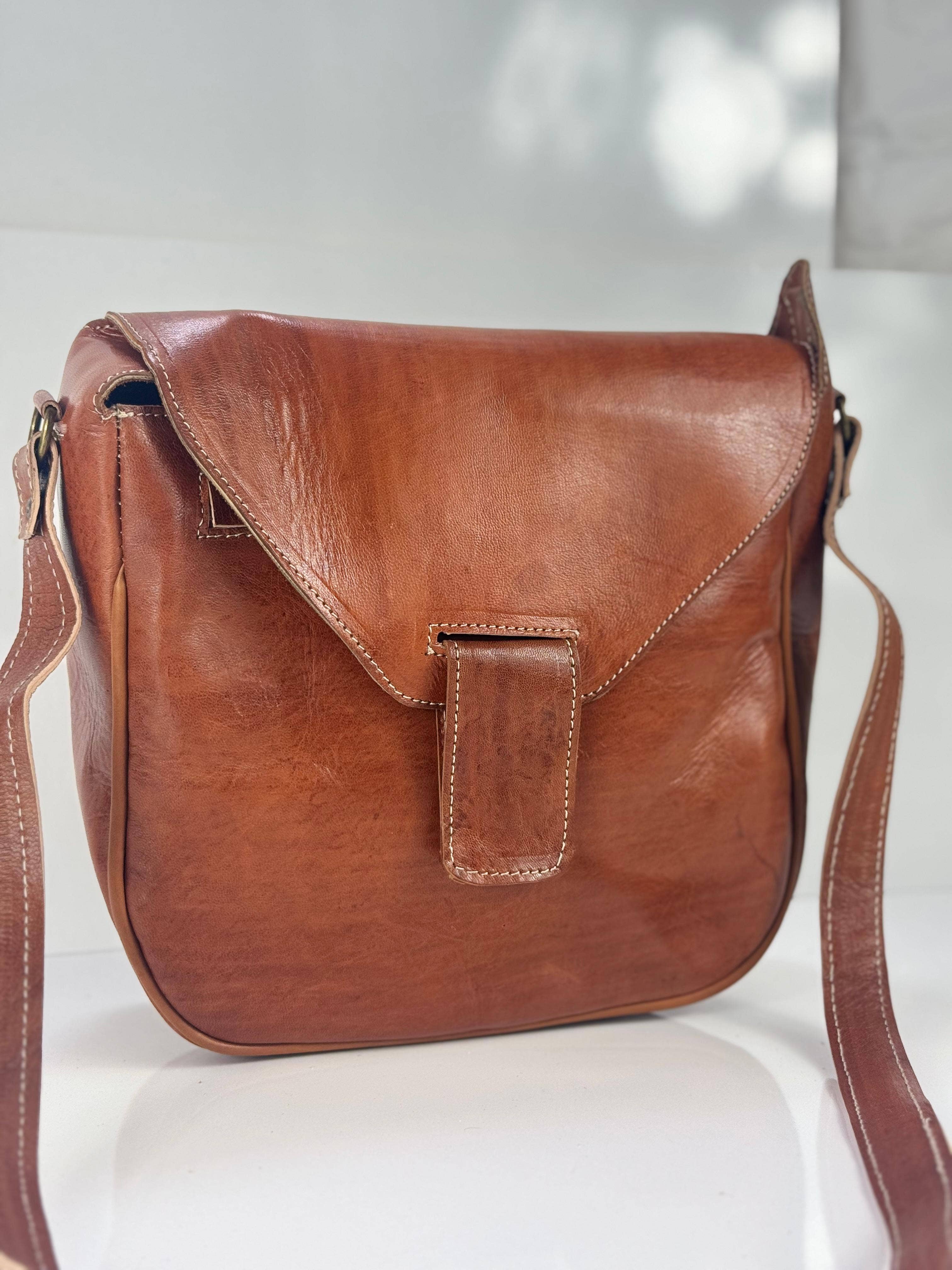 HandmadeBestSeller - Wholesale Crossbody Bag - Women's - Handcrafted Moroccan Leather Crossbody Bag6