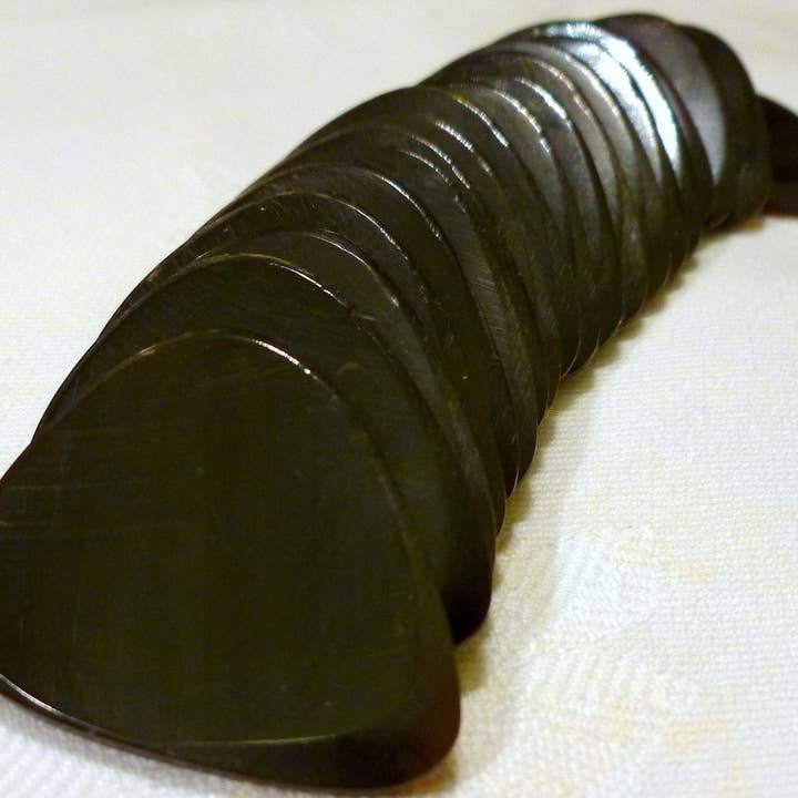 US Blues Artist Quality Guitar Picks - Wholesale Musical Instrument - Exotic Black Horn (Pack of 3 Picks)3