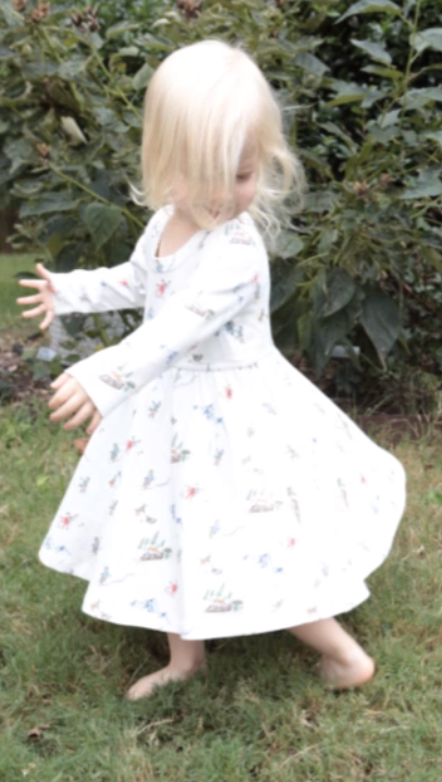 Standaard baby kind lange mouw organische zwierjurk | bergexpres voor groothandel op Faire2