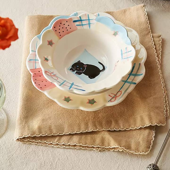 Keramisk service med illustreret kat og bølget kant for engroshandel hos MinoCraft