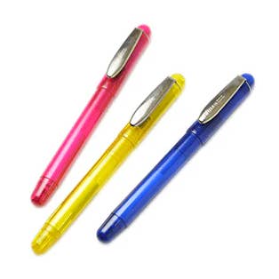 L'incredibile Rollerball scrive come una penna stilografica. per la vendita all'ingrosso da parte di Papier Plume