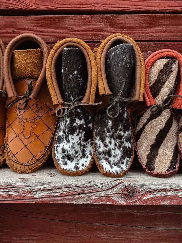 Skinners Mountain Apparel - Wholesale Boots - Women's - Low Tops0