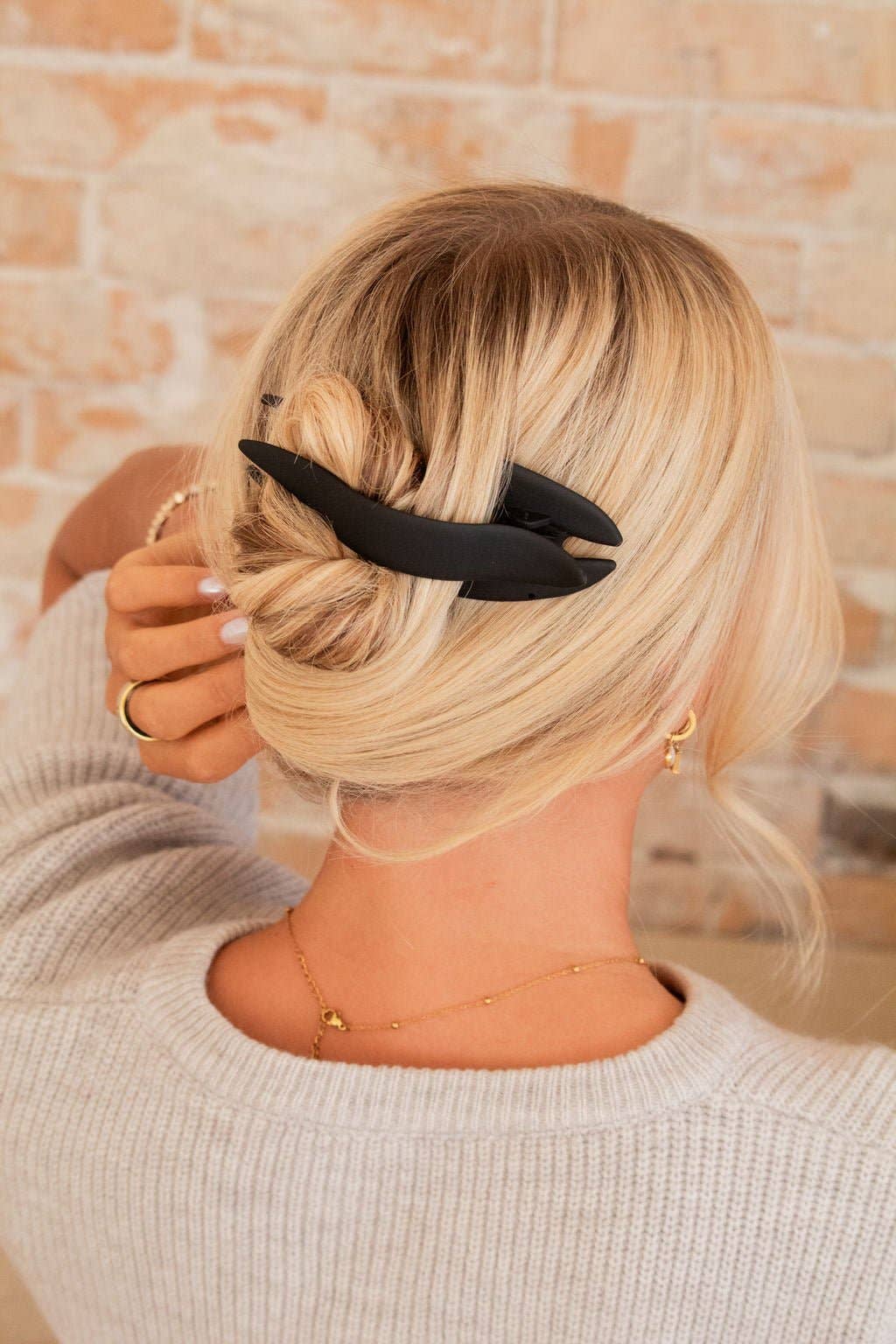 Shop Andi - Wholesale Hair Clip - Women's - XL Pointed Duckbill Claw Clip7