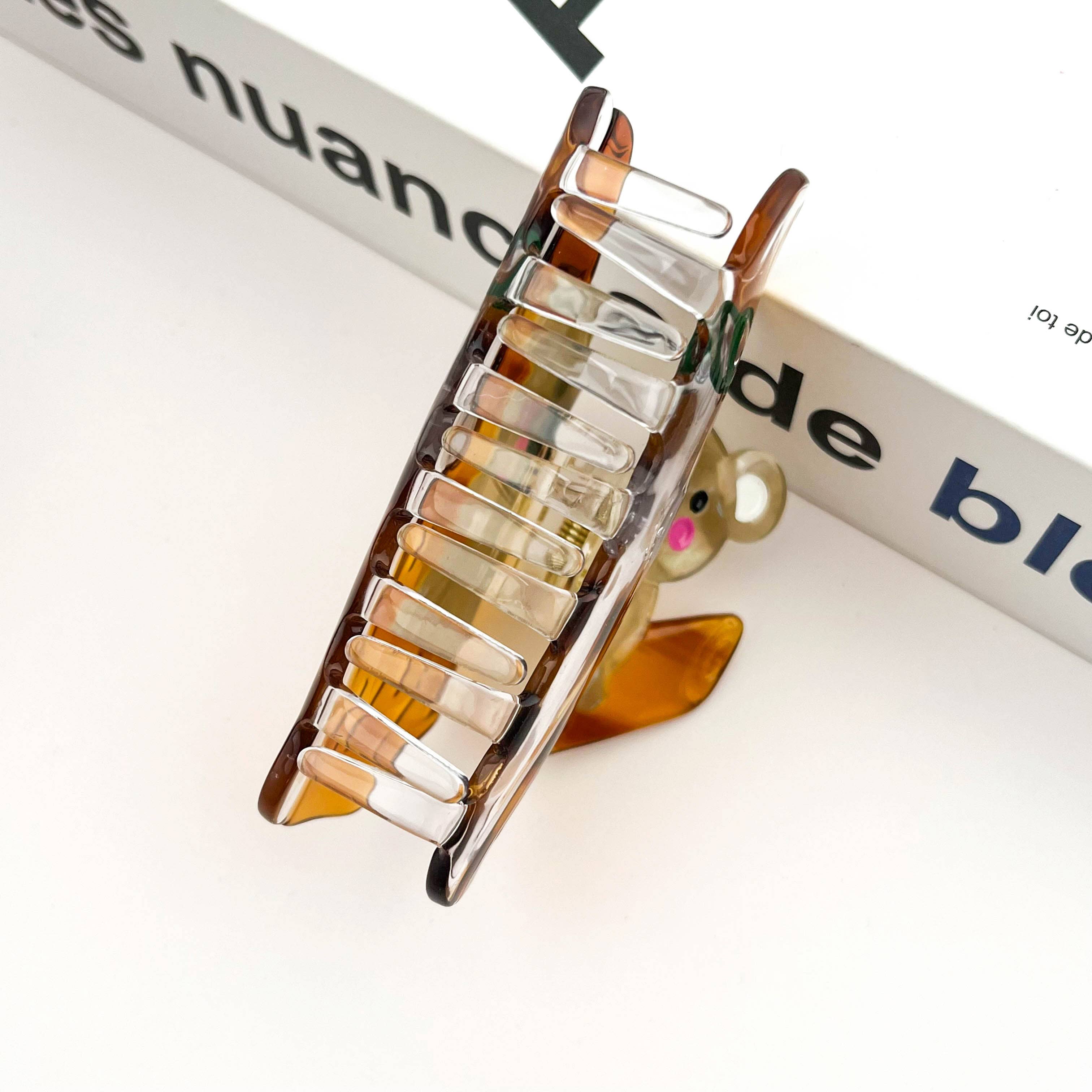 TheDivaSoap - Vendita all'ingrosso Fermaglio per capelli - Donna - Fermaglio a forma di koala in acetato seduto su un ramo3