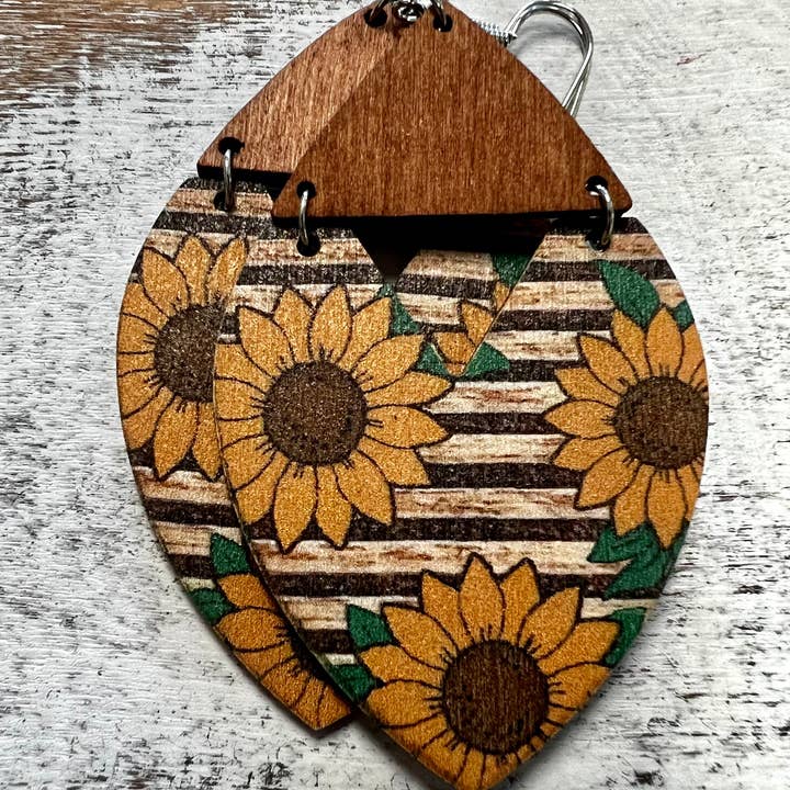 Kims Korner - Wholesale Stud/Post Earrings - *NEW* Garden Grace Painted Wood Earrings