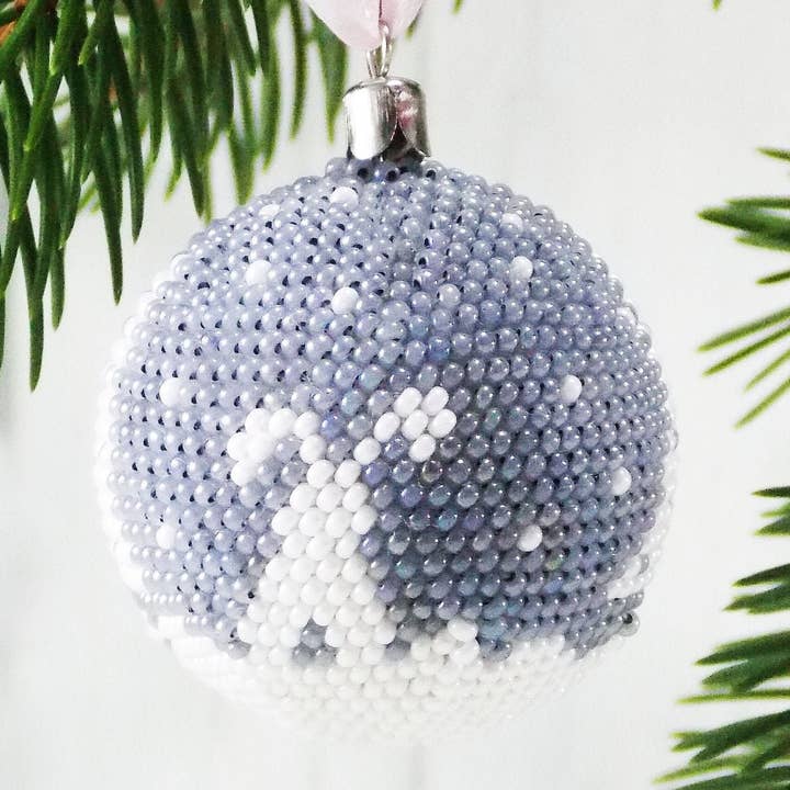 Ornements de lièvre ou de lapin gris, 1er arbre de Noël, aide du père Noël, ornement Love My Pet Bunny pour la vente par Ninolia