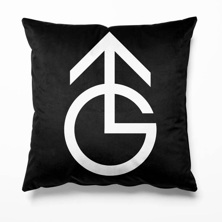 Coussin Granada TV en velours noir et blanc pour la vente par Kitsch Republic