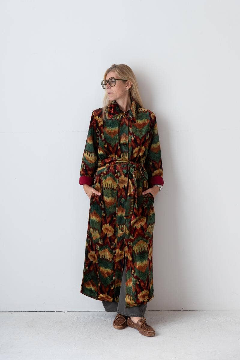 Sanjanaandme - Wholesale Coat - Women's - Meera Silk Velvet Coat5